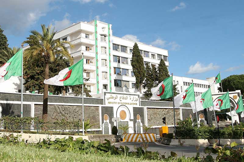 Tindouf / Lancement de journées d’information sur les activités de la Direction centrale des carburants du MDN