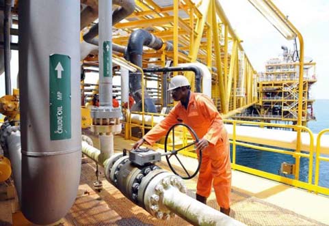 Energies fossiles / Le Ghana tiraillé entre abondance de gaz naturel et l’importation du LNG   