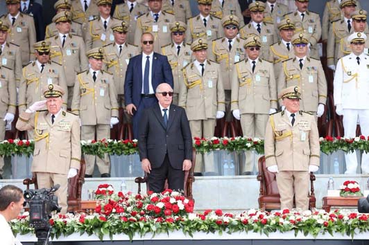 Sortie de promotions à l’Académie militaire de Cherchell/Le président de la République préside la cérémonie