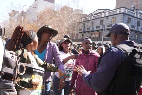 Xénophobie/L’Afrique du Sud confrontée aux conséquences d’un rejet des travailleurs migrants