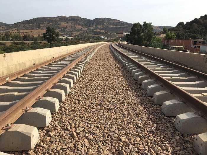 TRAVAUX PUBLICS / Réunion de coordination consacrée au suivi du projet de la ligne ferroviaire reliant le Nord du pays à Tamanrasset