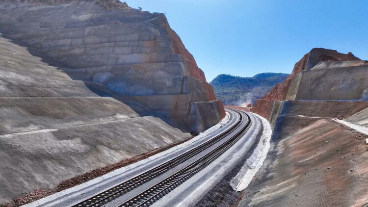 Ligne minière Est / Des essais techniques sur 127 km prévus début octobre