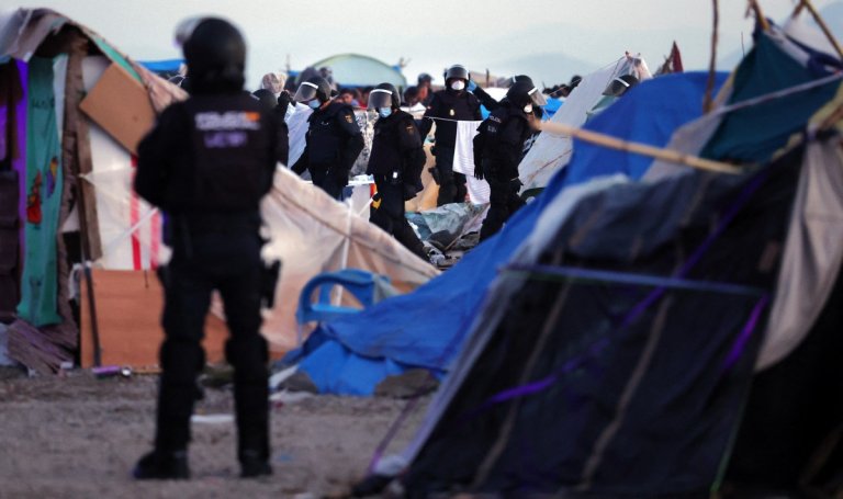 Espagne / Vaste opération policière à Ceuta pour démanteler les derniers campements de migrants