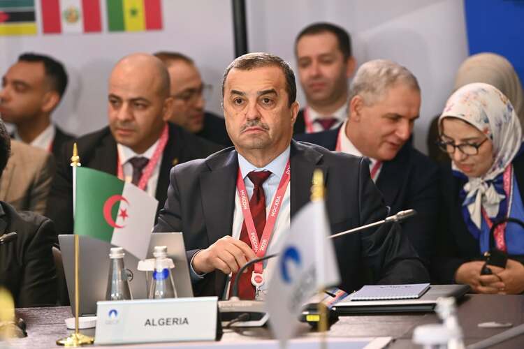 Hydrocarbures / Arkab examine à Moscou avec son homologue qatari le renforcement de la coopération bilatérale